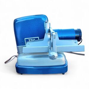 Vintage TDC VIVID Mainliner 300 Slide Projector Made in Chicago IL Metallic Blue